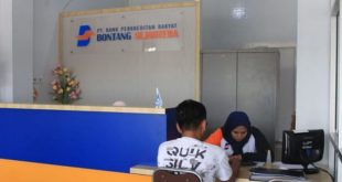 PT Bank Perkreditan Rakyat Bontang 储物柜